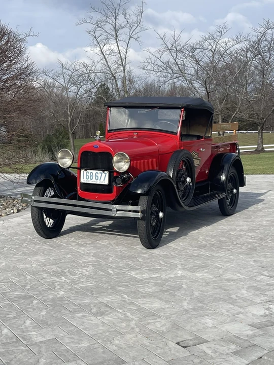 1929 Ford Model A Pickup & Model AA - Image 5 of 8