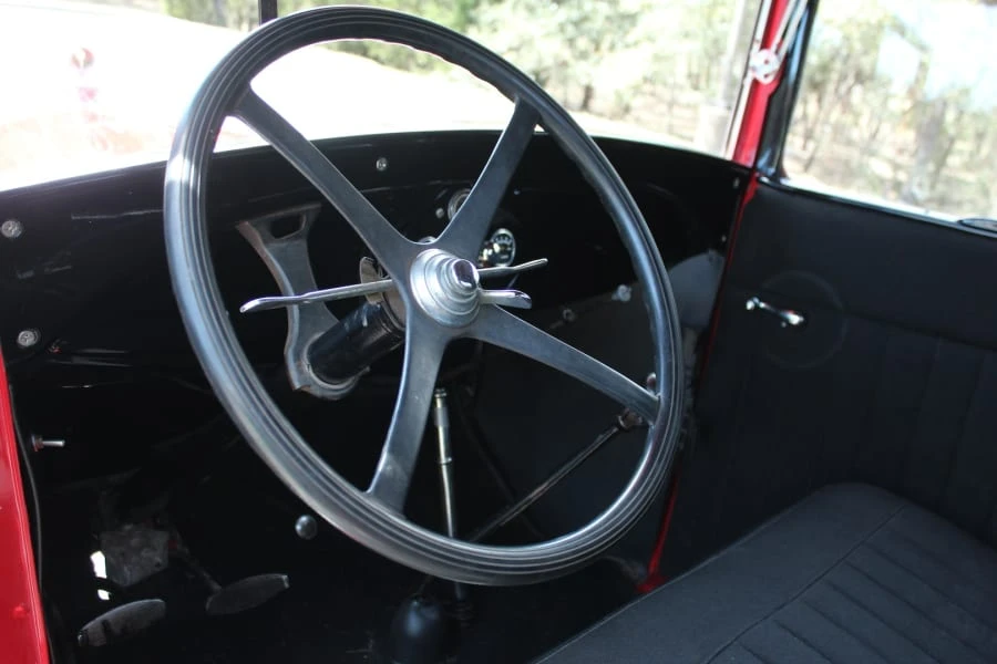 1929 Ford Model A Pickup & Model AA - Image 4 of 7