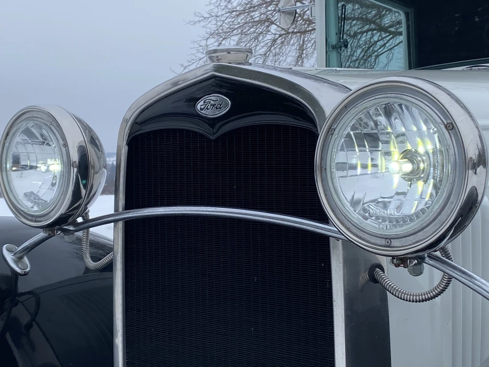 1929 Ford Model A Pickup & Model AA - Image 24 of 31