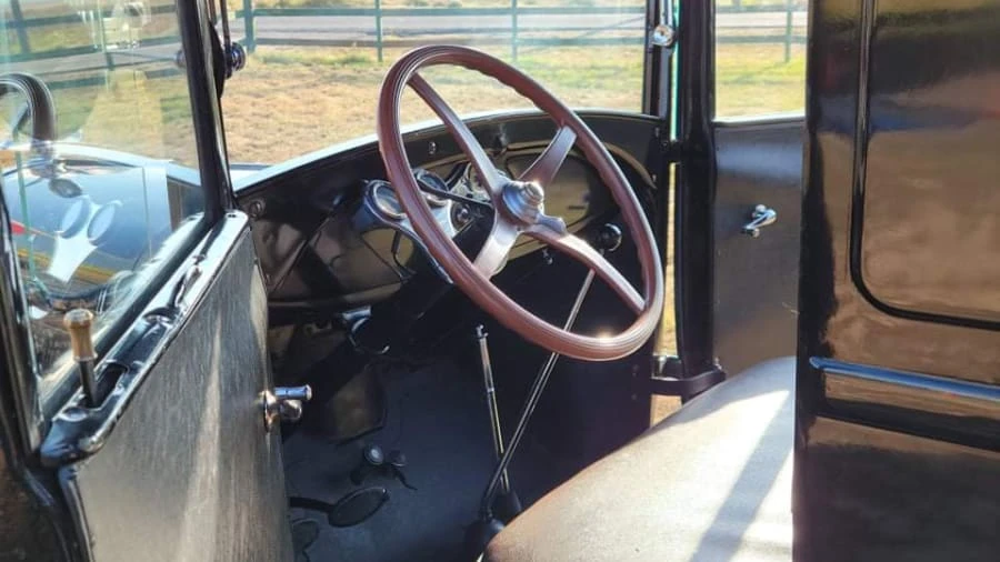 1929 Ford Model A Pickup & Model AA - Image 3 of 12