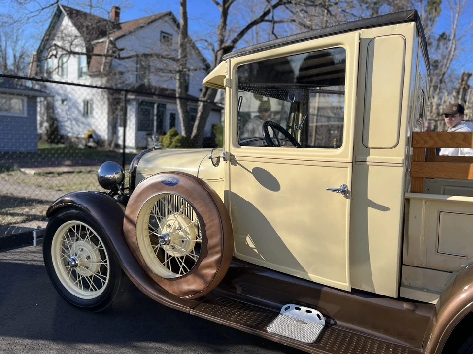 1929 Ford Model A Pickup & Model AA - Image 27 of 31