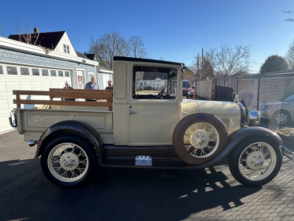 1929 Ford Model A Pickup & Model AA - Image 5 of 31