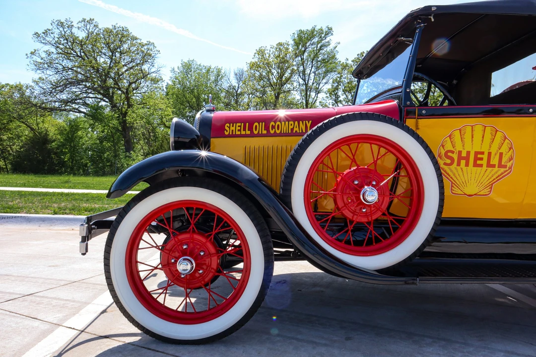1929 Ford Model A Pickup & Model AA - Image 9 of 31
