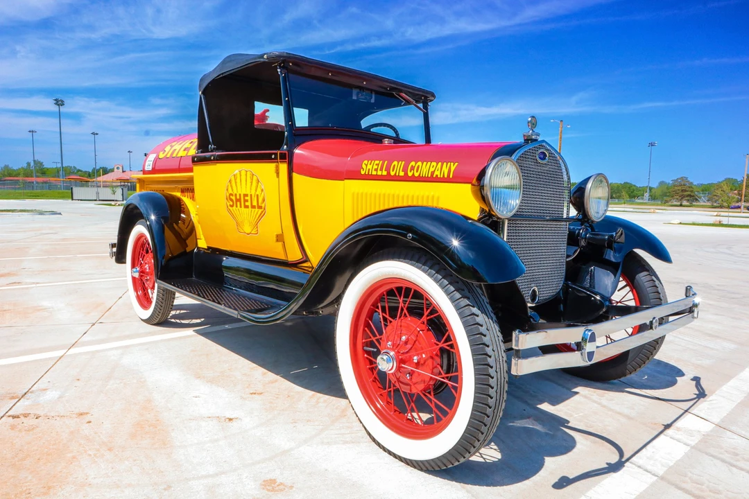 1929 Ford Model A Pickup & Model AA - Image 2 of 31