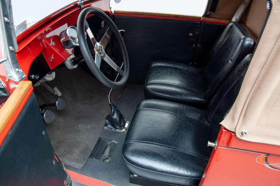 1929 Ford Model A Pickup & Model AA - Image 4 of 6