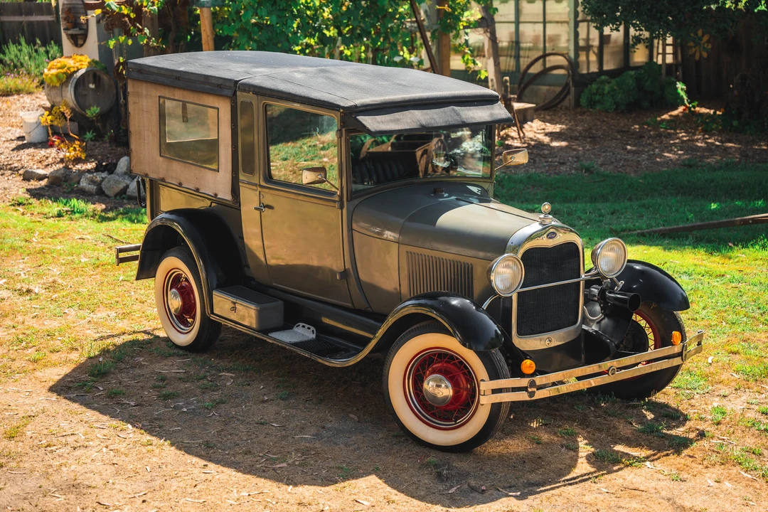 1929 Ford Model A Pickup & Model AA - Image 29 of 31