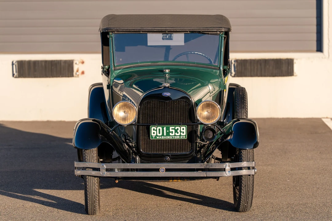 1929 Ford Model A Pickup & Model AA - Image 29 of 31