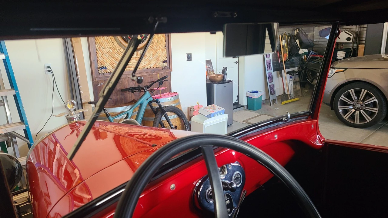 1929 Ford Model A Pickup & Model AA - Image 25 of 31