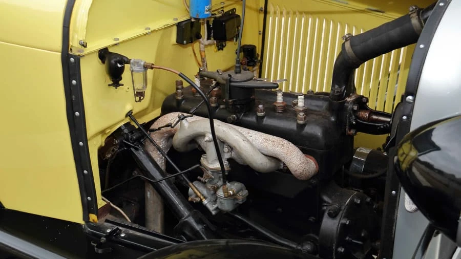 1929 Ford Model A Pickup & Model AA - Image 6 of 18