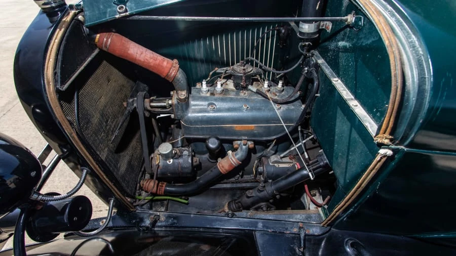 1929 Ford Model A Pickup & Model AA - Image 6 of 15
