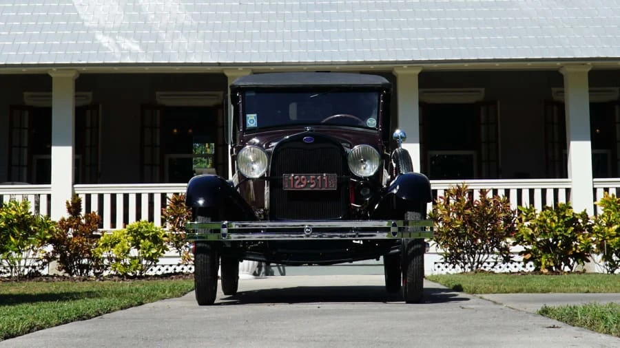 1929 Ford Model A Pickup & Model AA - Image 8 of 14