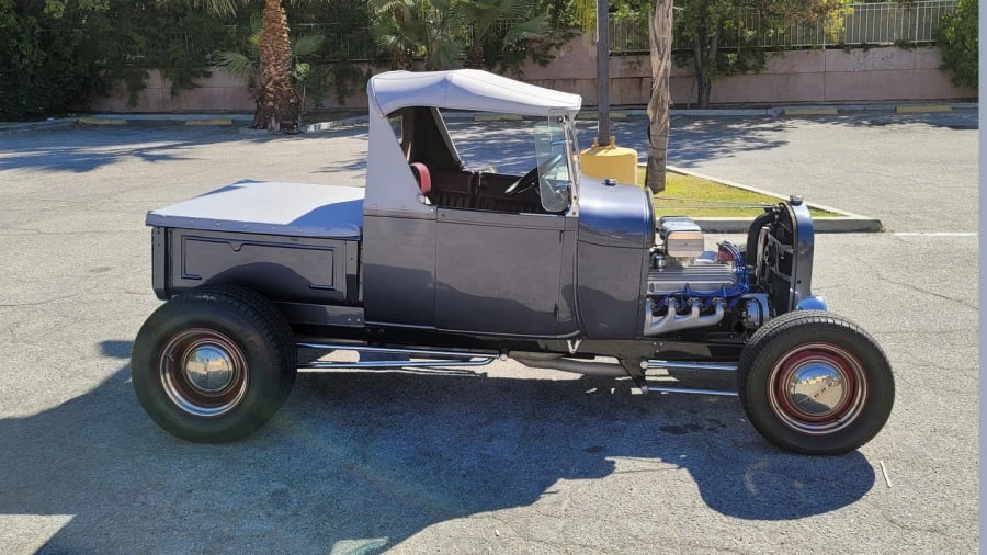 1929 Ford Model A Pickup & Model AA - Image 2 of 31