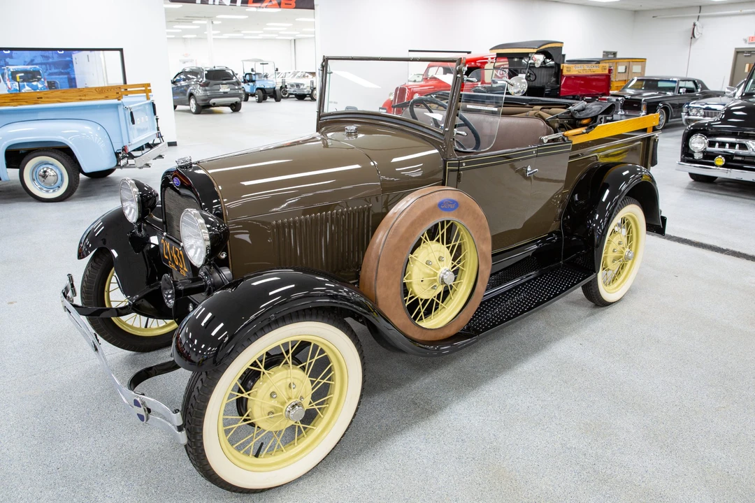 1929 Ford Model A Pickup & Model AA - Image 9 of 31