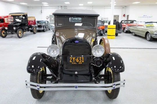 1929 Ford Model A Pickup & Model AA - Image 3 of 31