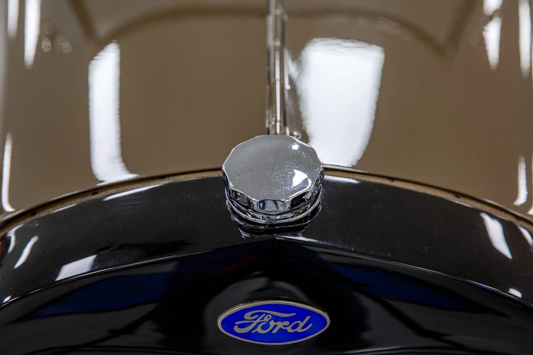 1929 Ford Model A Pickup & Model AA - Image 17 of 31