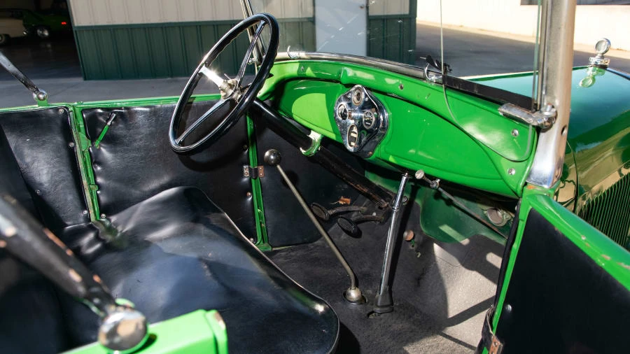 1929 Ford Model A Pickup & Model AA - Image 5 of 11