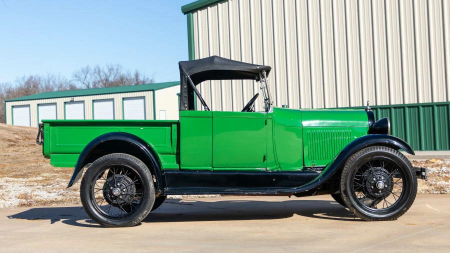 1929 Ford Model A Pickup & Model AA - Image 8 of 11