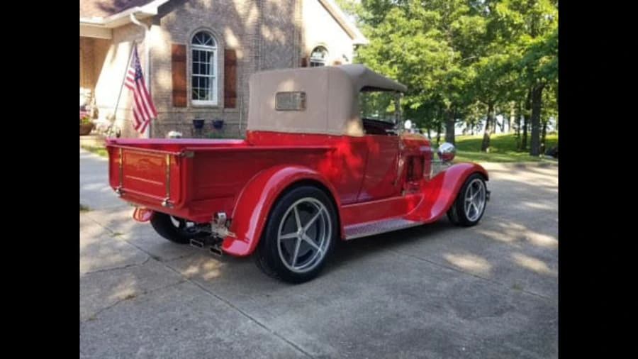 1929 Ford Model A Pickup & Model AA - Image 3 of 12