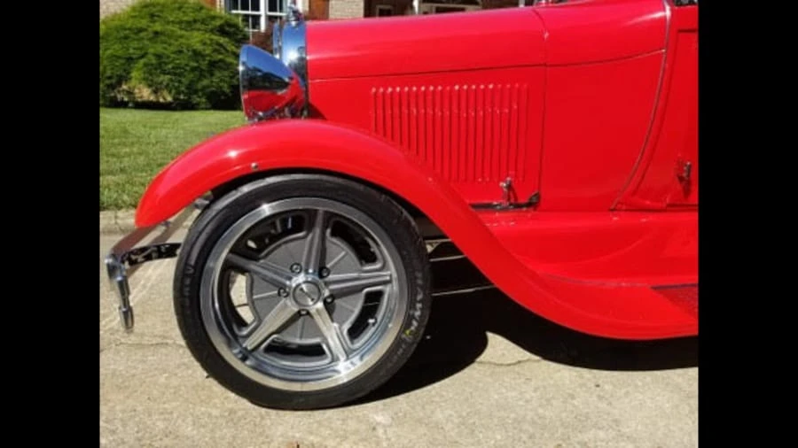 1929 Ford Model A Pickup & Model AA - Image 9 of 12