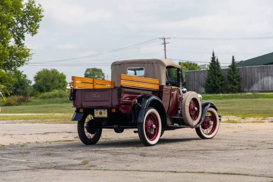 1929 Ford Model A Pickup & Model AA - Image 4 of 13