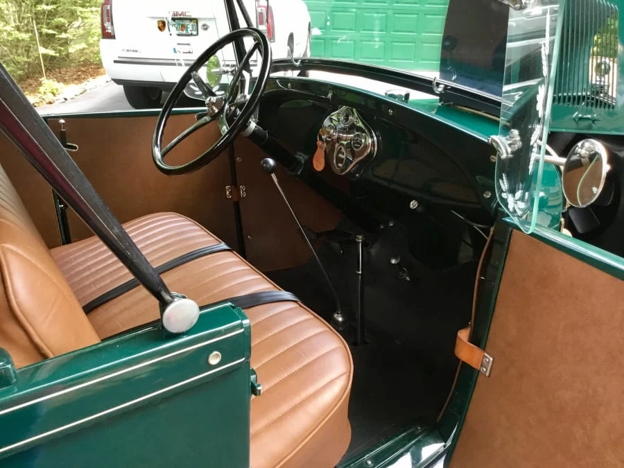 1929 Ford Model A Pickup & Model AA - Image 2 of 5