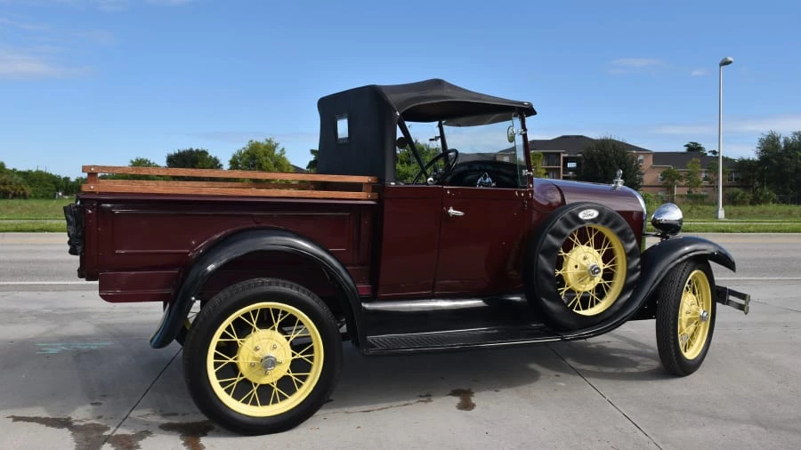 1929 Ford Model A Pickup & Model AA - Image 2 of 5