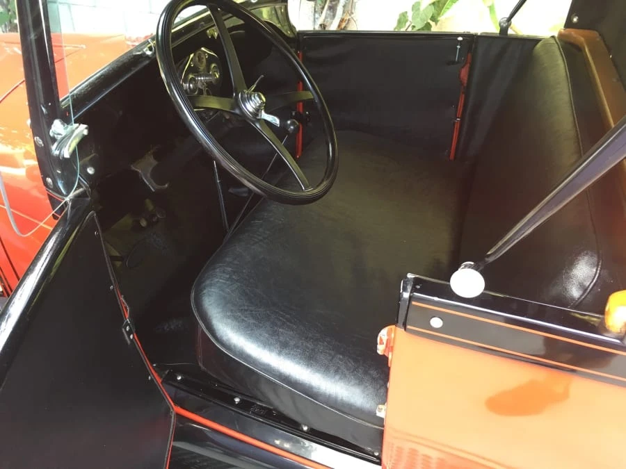 1929 Ford Model A Pickup & Model AA - Image 3 of 9