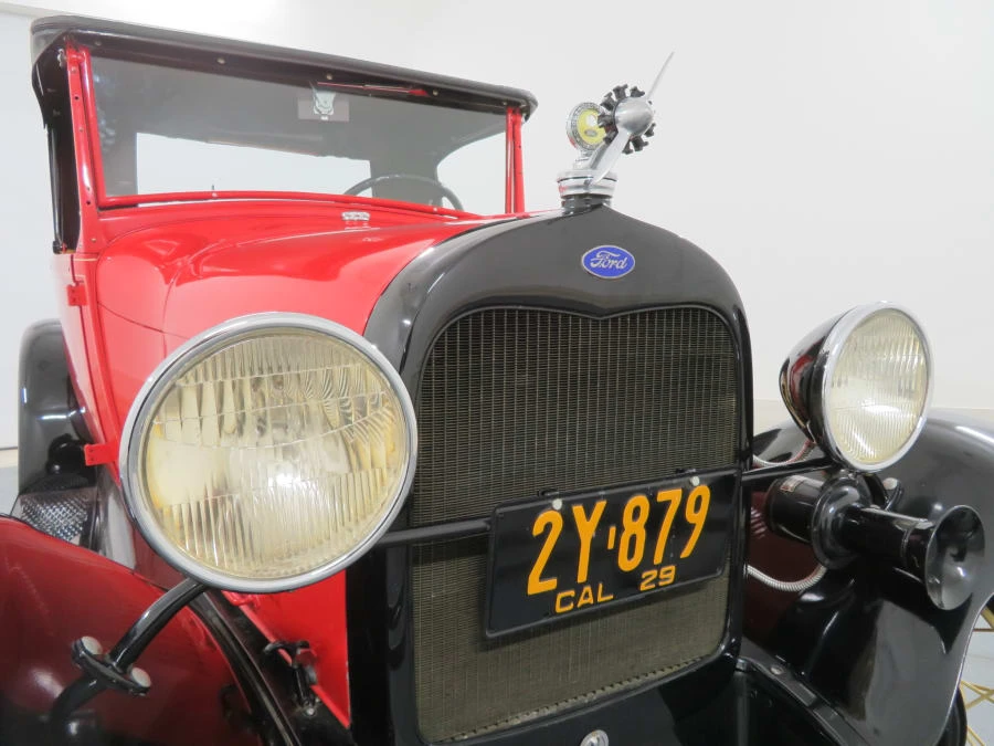 1929 Ford Model A Pickup & Model AA - Image 10 of 11