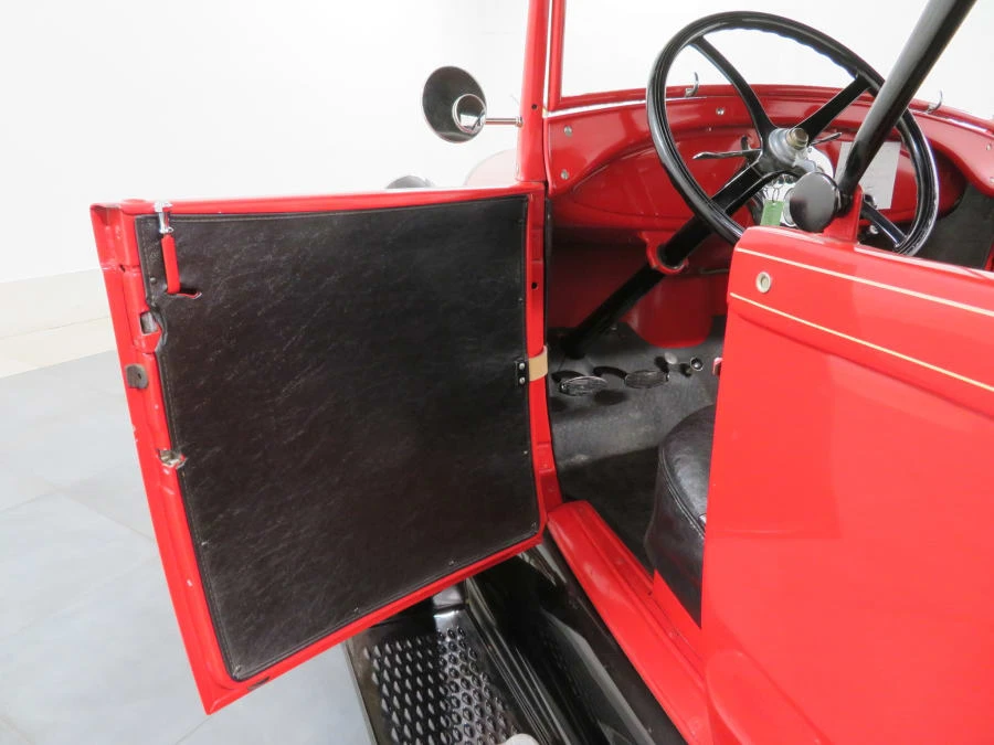 1929 Ford Model A Pickup & Model AA - Image 4 of 11