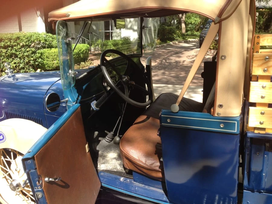 1929 Ford Model A Pickup & Model AA - Image 4 of 10