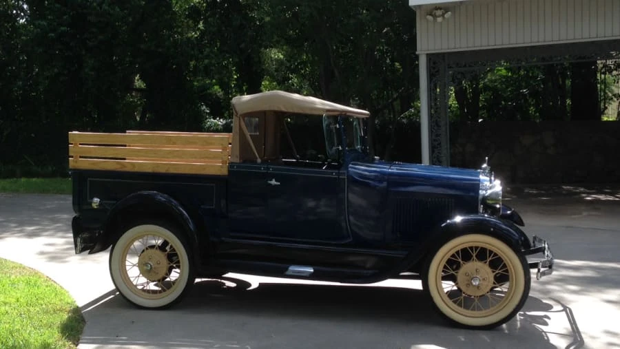 1929 Ford Model A Pickup & Model AA - Image 8 of 10