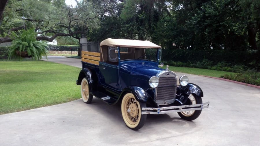 1929 Ford Model A Pickup & Model AA - Image 10 of 10
