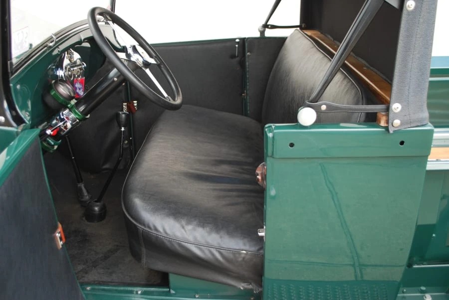 1929 Ford Model A Pickup & Model AA - Image 3 of 10