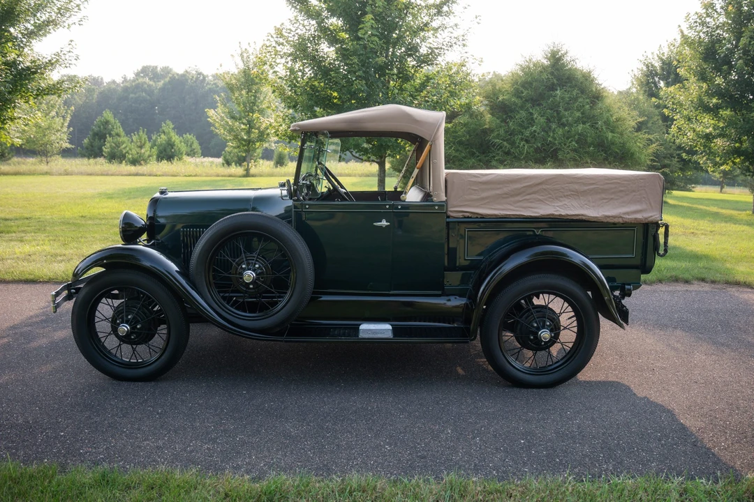 1929 Ford Model A Pickup & Model AA - Image 15 of 31