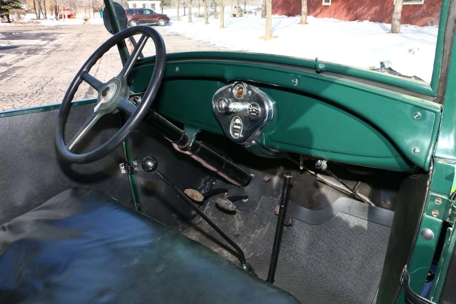 1929 Ford Model A Pickup & Model AA - Image 5 of 12