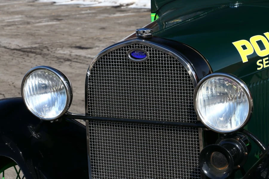 1929 Ford Model A Pickup & Model AA - Image 10 of 12