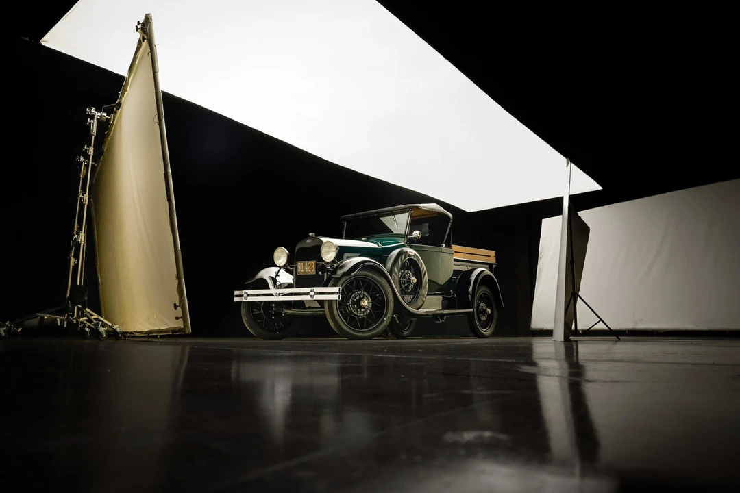1929 Ford Model A Pickup & Model AA - Image 4 of 31