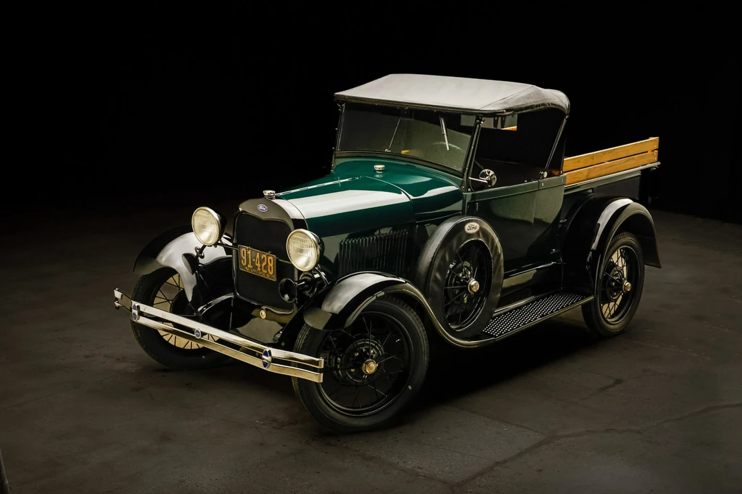 1929 Ford Model A Pickup & Model AA - Image 2 of 31