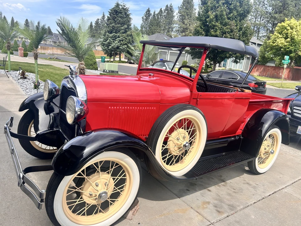 1929 Ford Model A Pickup & Model AA - Image 3 of 31
