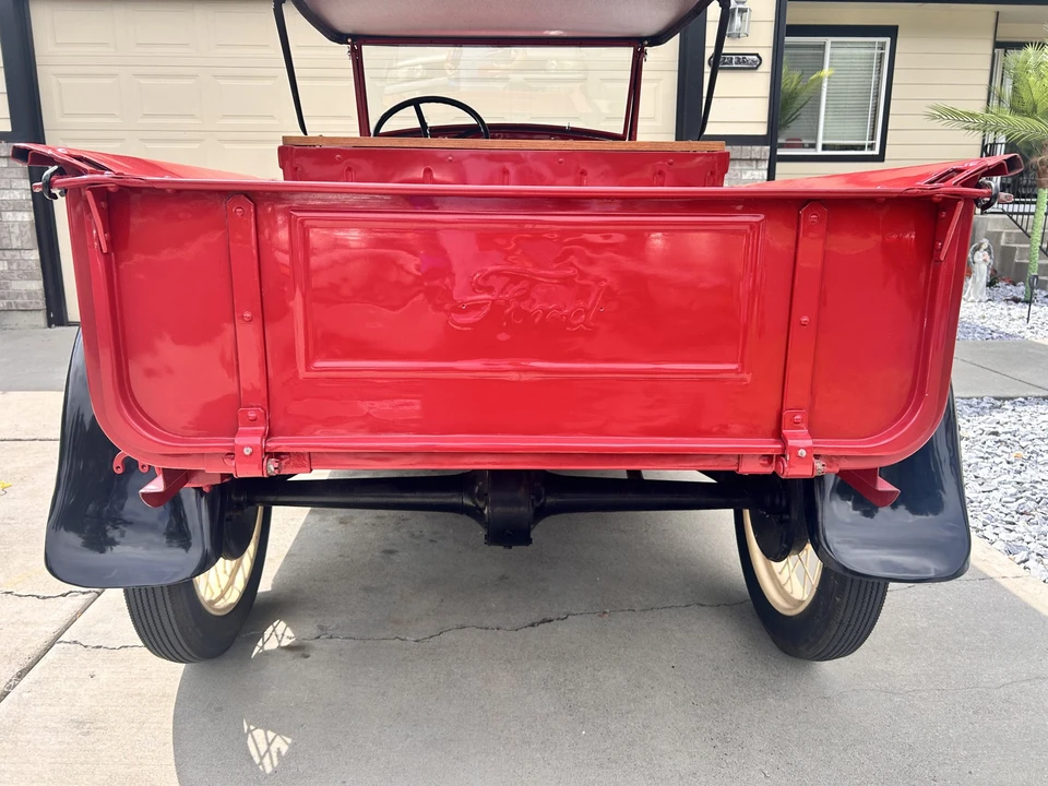 1929 Ford Model A Pickup & Model AA - Image 10 of 31