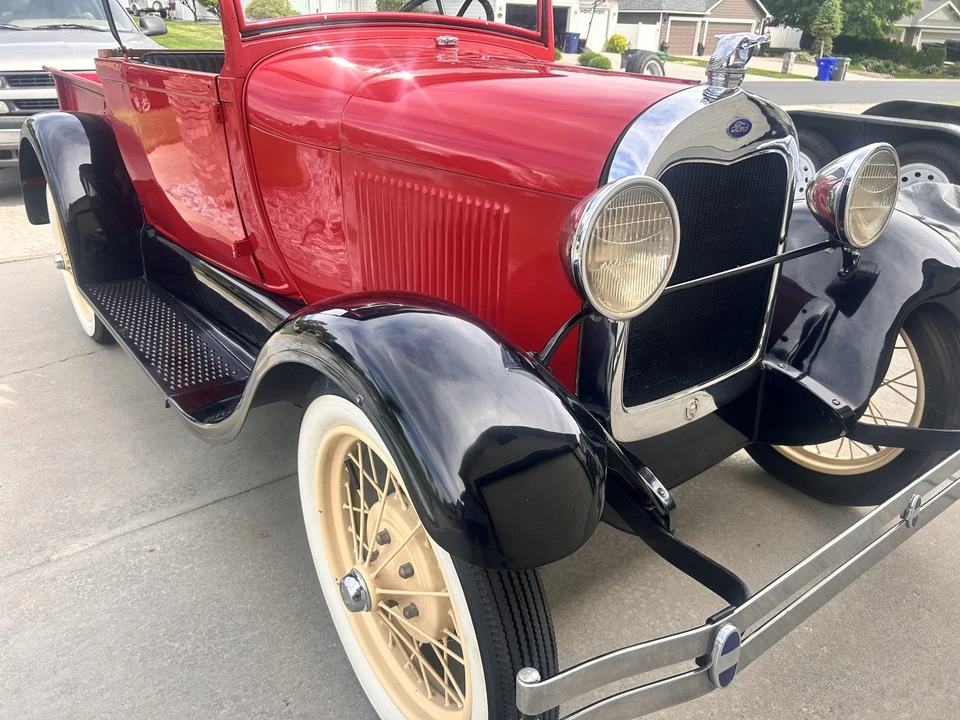 1929 Ford Model A Pickup & Model AA - Image 25 of 31