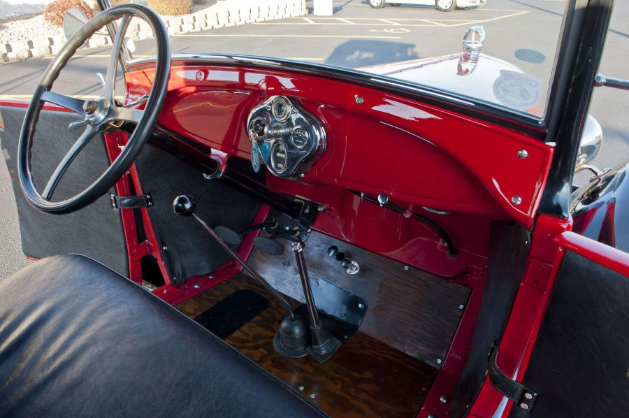 1929 Ford Model A Pickup & Model AA - Image 4 of 8