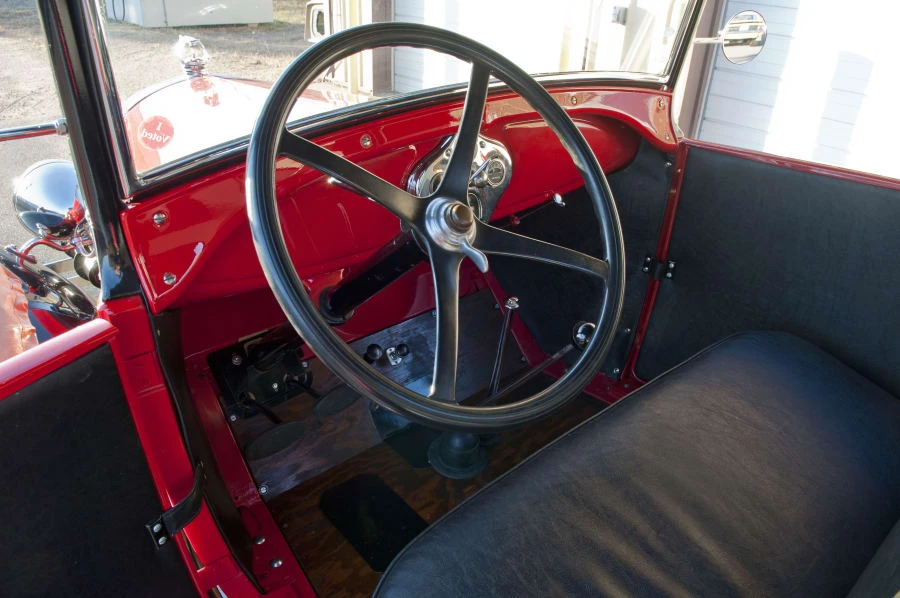 1929 Ford Model A Pickup & Model AA - Image 5 of 8