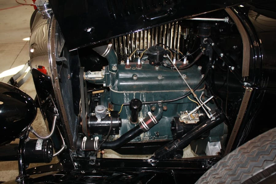 1929 Ford Model A Pickup & Model AA - Image 5 of 8