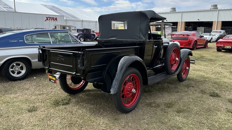 1929 Ford Model A Pickup & Model AA - Image 2 of 6