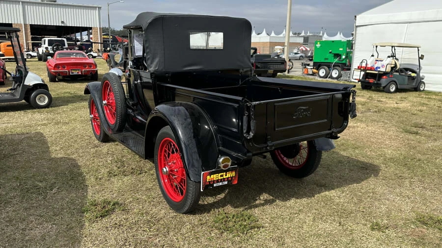 1929 Ford Model A Pickup & Model AA - Image 4 of 6