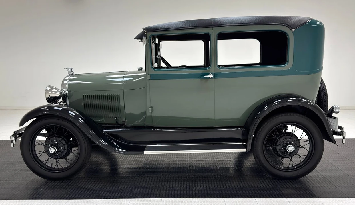 1929 Ford Model A - Image 2 of 31