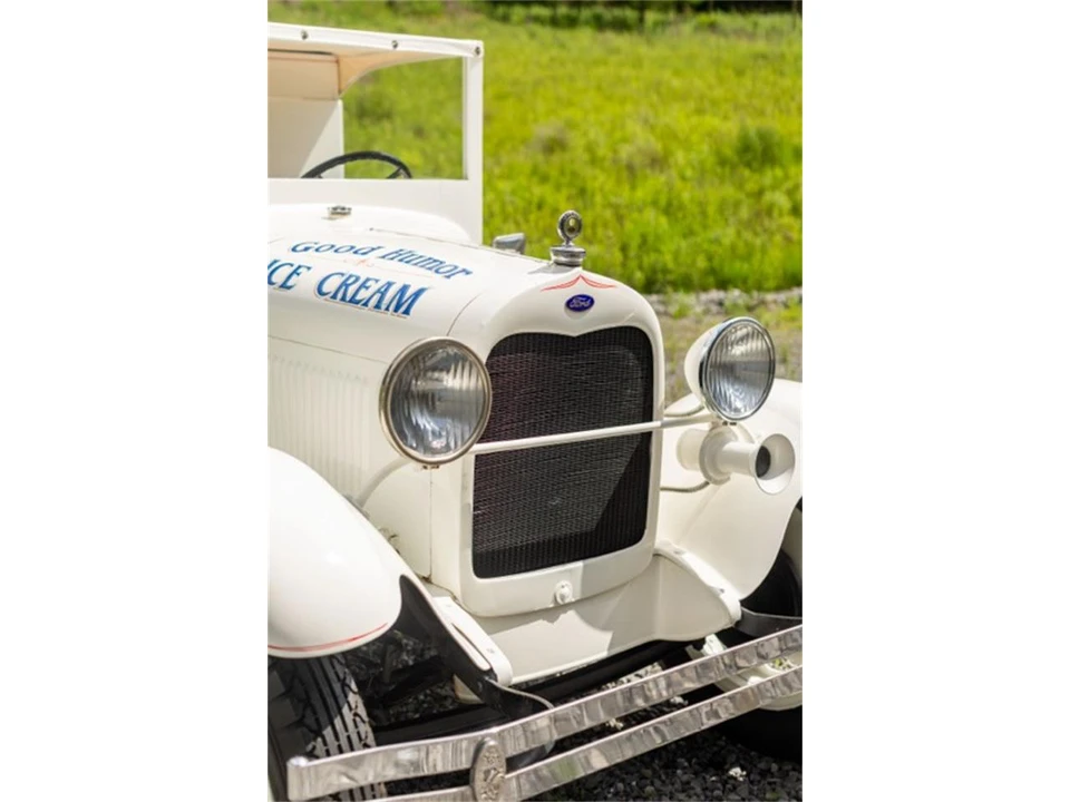 1929 Ford Model A Pickup & Model AA - Image 4 of 18