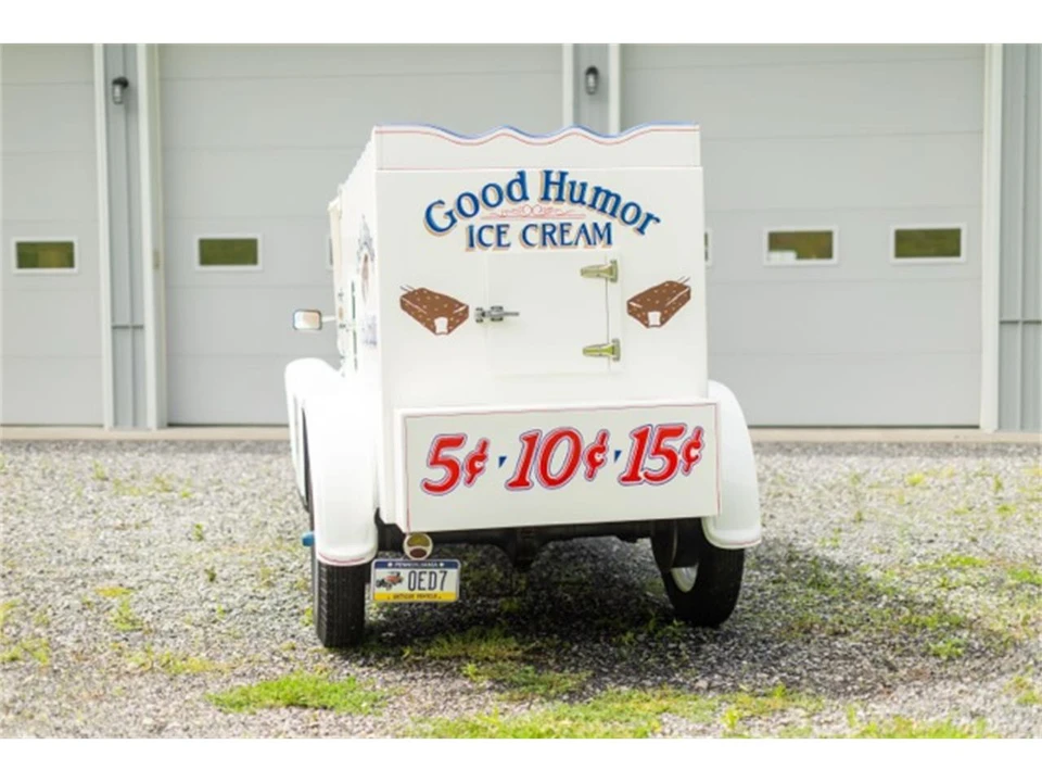 1929 Ford Model A Pickup & Model AA - Image 12 of 18