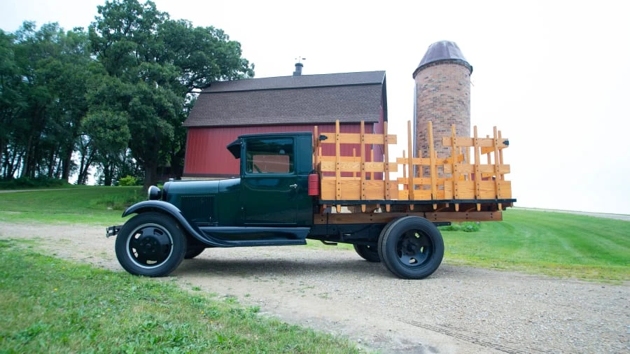 1929 Ford Model A Pickup & Model AA - Image 3 of 18
